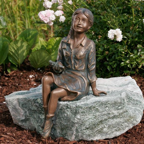 Bronzefigur Lina